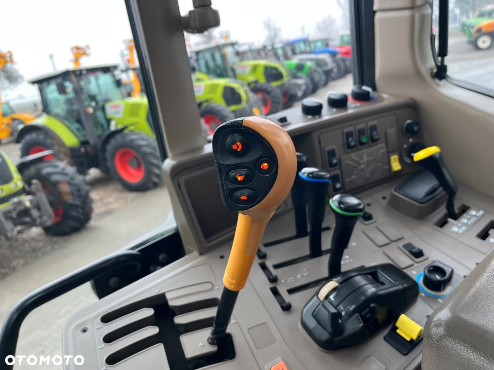 John Deere 6150 M - 17