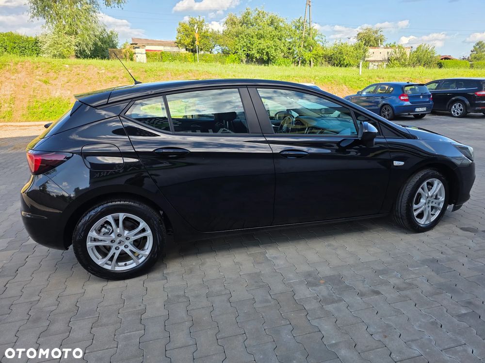 Opel Astra 1.2 Turbo Business Edition - 8