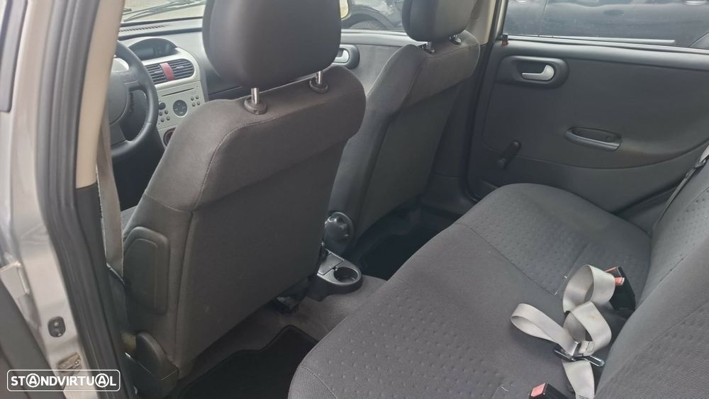 Opel Corsa 1.2 16V Enjoy Easytronic - 12