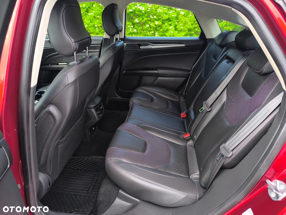 Ford Mondeo 2.0 TDCi STart-Stopp Titanium - 17
