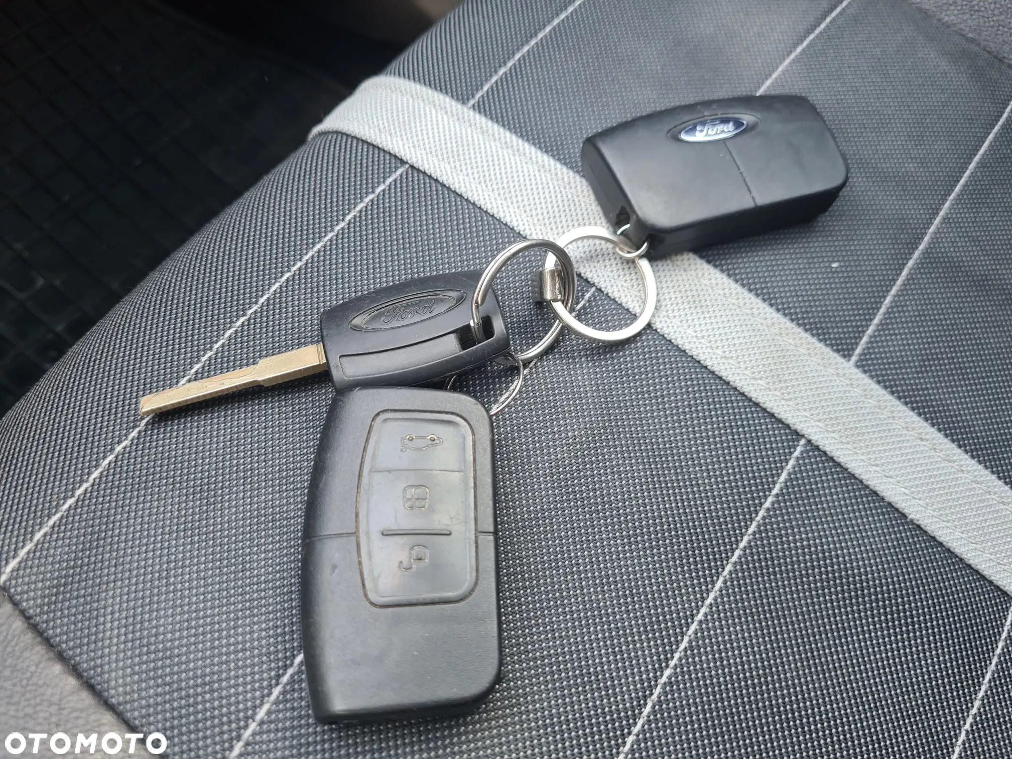 Ford Kuga 2.0 TDCi Titanium - 13