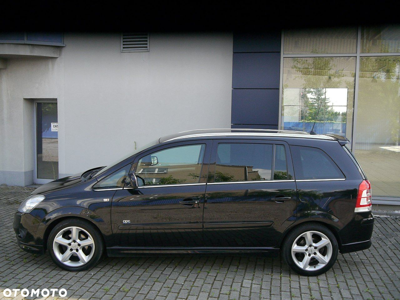 Opel Zafira 1.8 Sport - 8