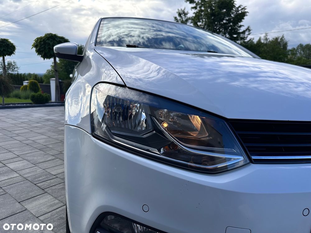 Volkswagen Polo 1.2 TSI Blue Motion Technology DSG Lounge - 11