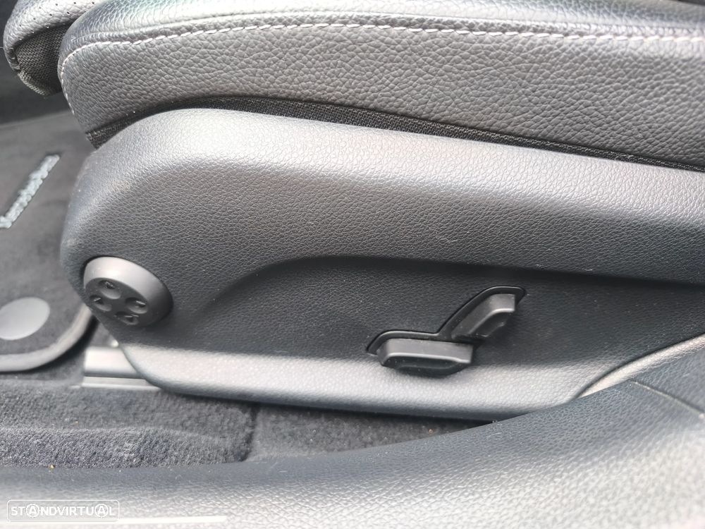 Mercedes-Benz C 180 BlueTEC Avantgarde+ - 23