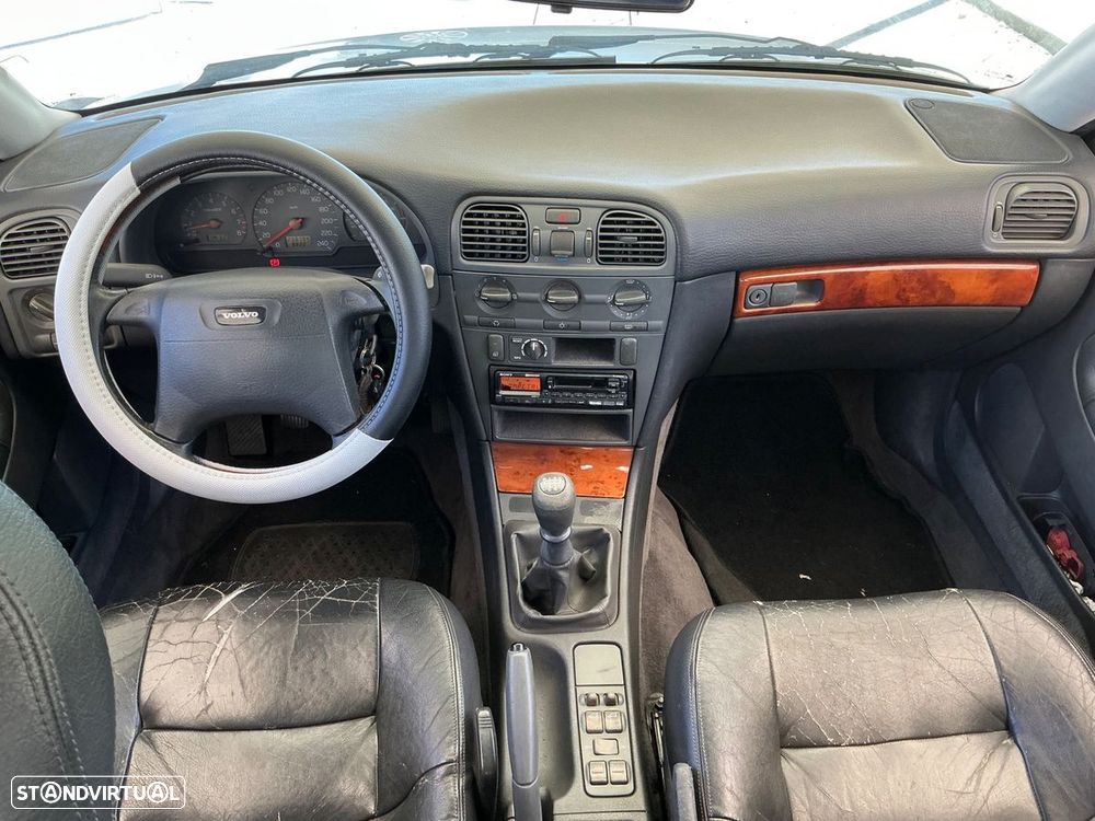 Volvo S40 2.0 - 2