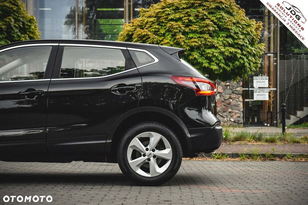 Nissan Qashqai 1.2 DIG-T Acenta EU6 - 8