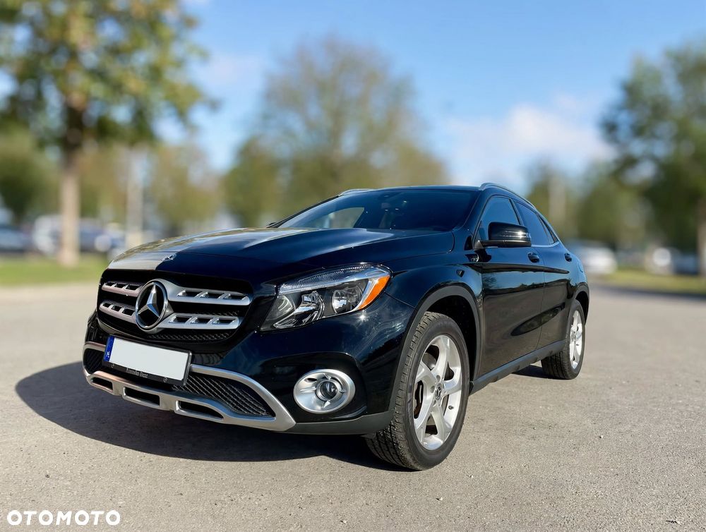 Mercedes-Benz GLA 250 4Matic 7G-DCT Urban - 6