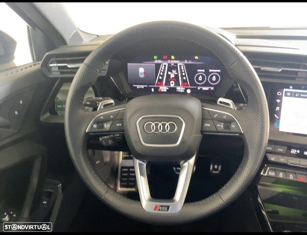 Audi RS3 Limousine - 10