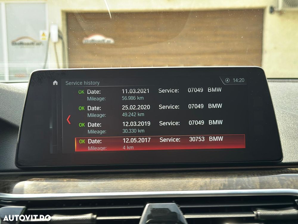 BMW Seria 5 530d xDrive Aut. Sport Line - 31