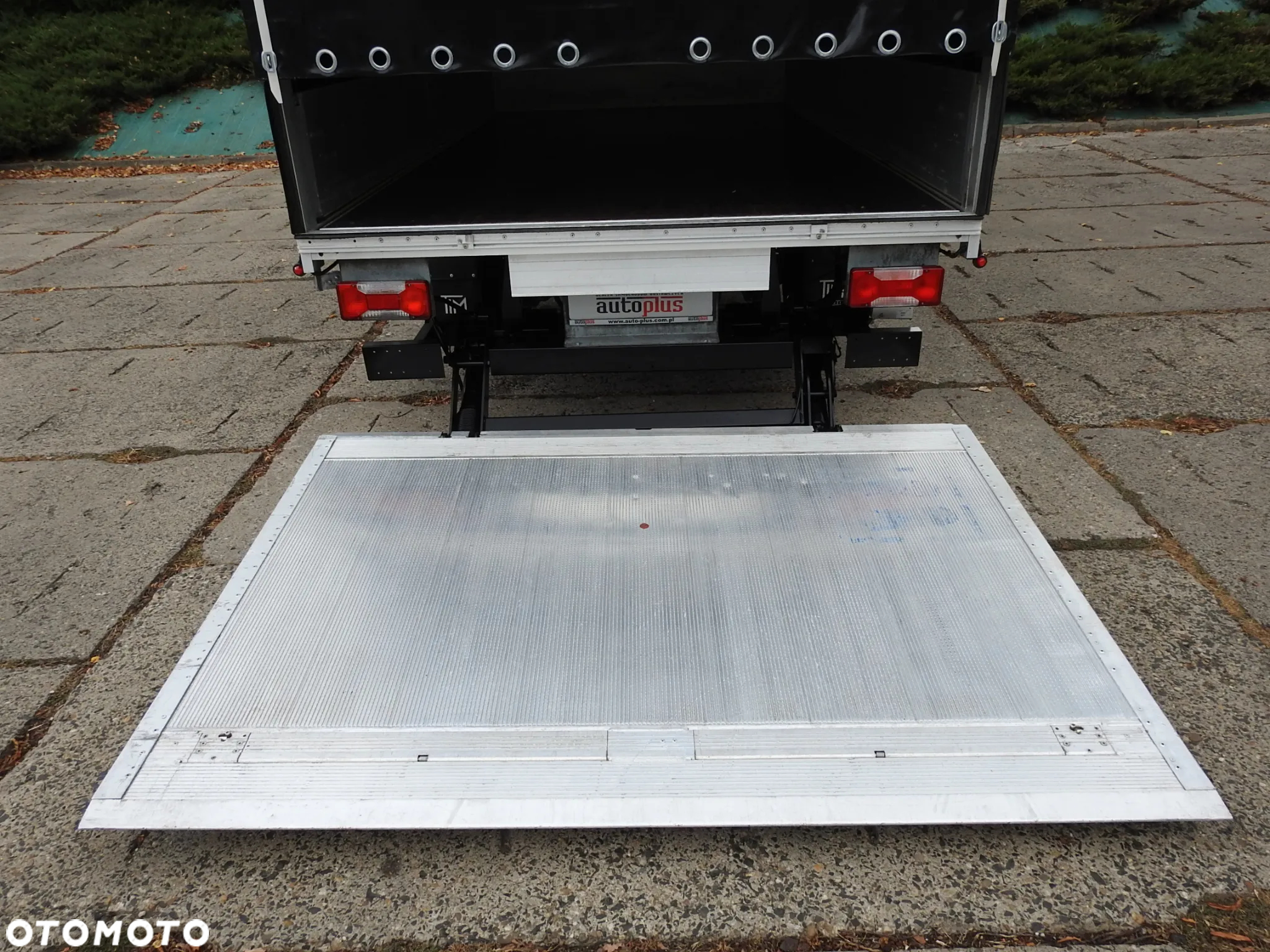Iveco DAILY 35S18 PLANDEKA WINDA 8 PALET TEMPOMAT KLIMATYZACJA 180KM [ 282410 ] - 15