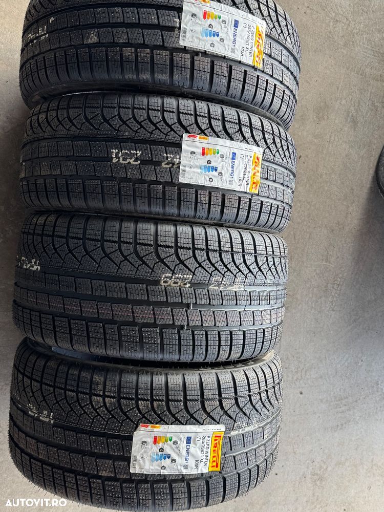 Vând set anvelope 255/40/21-285/35/21 Pirelli de iarnă noi - 1