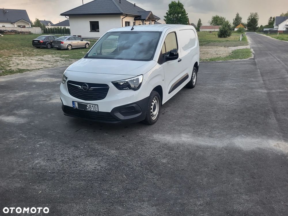 Opel COMBO - 1
