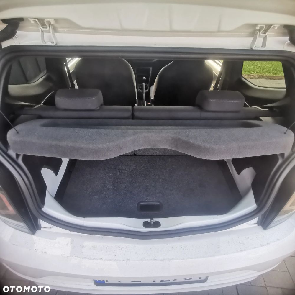 Volkswagen up! (BlueMotion Technology) high - 6