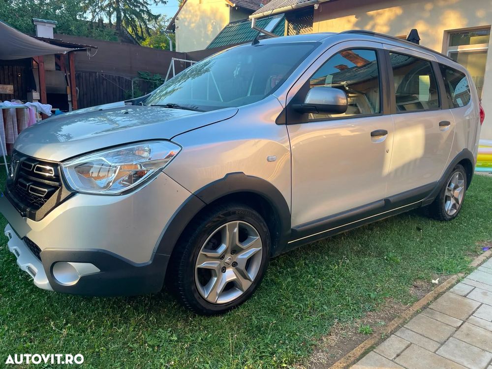 Dacia Lodgy TCe 130 GPF Stepway - 9