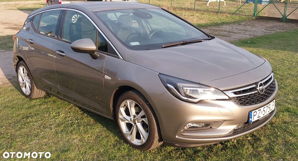 Opel Astra 1.4 T Dynamic - 11