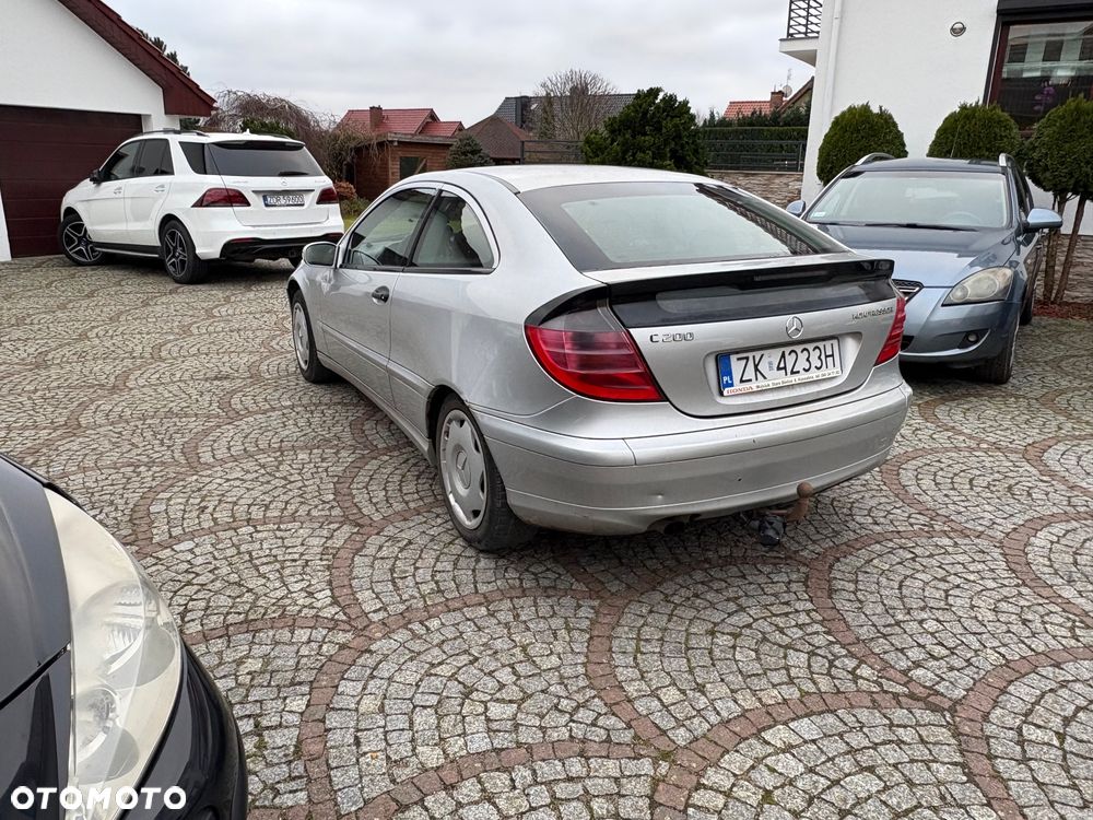 Mercedes-Benz Klasa C 200 Kompressor Sportcoupe - 6