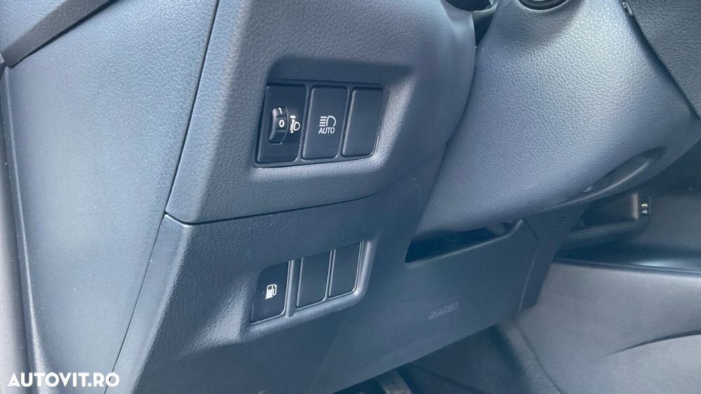 Toyota C-HR 1.8 HSD 122 CP 4x2 CVT Core - 35