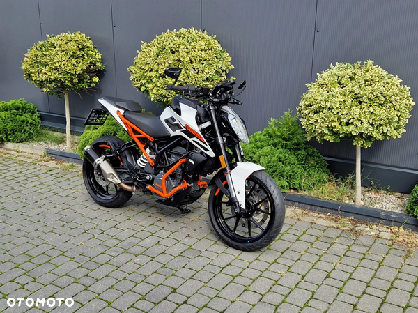 KTM Duke