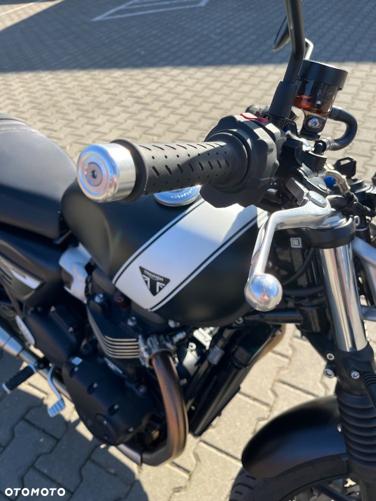 Triumph Speed Twin - 17