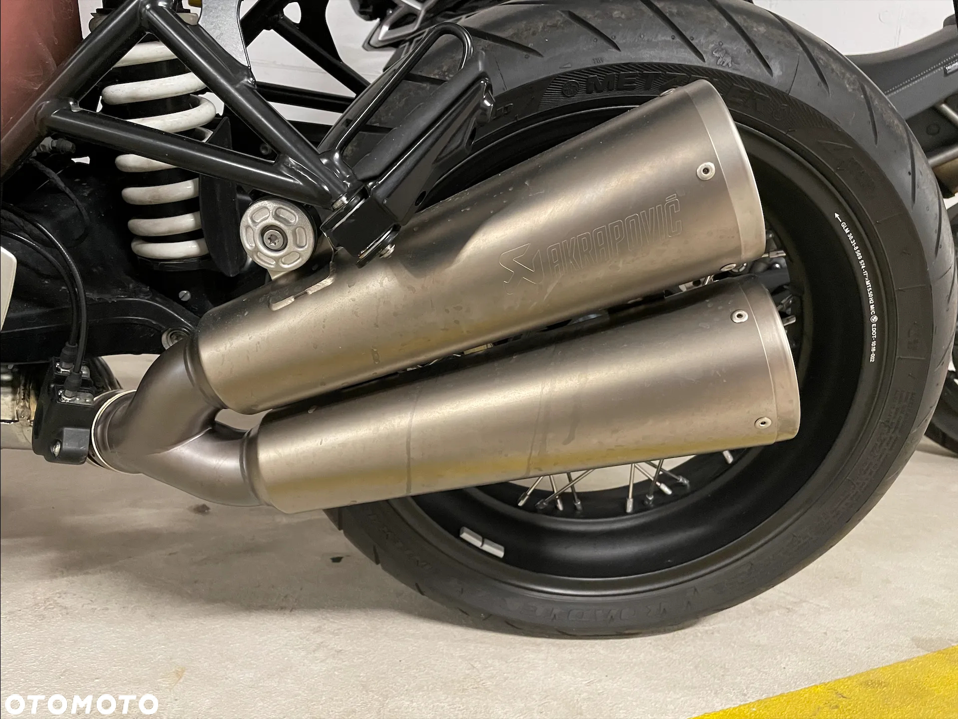 BMW R - 10