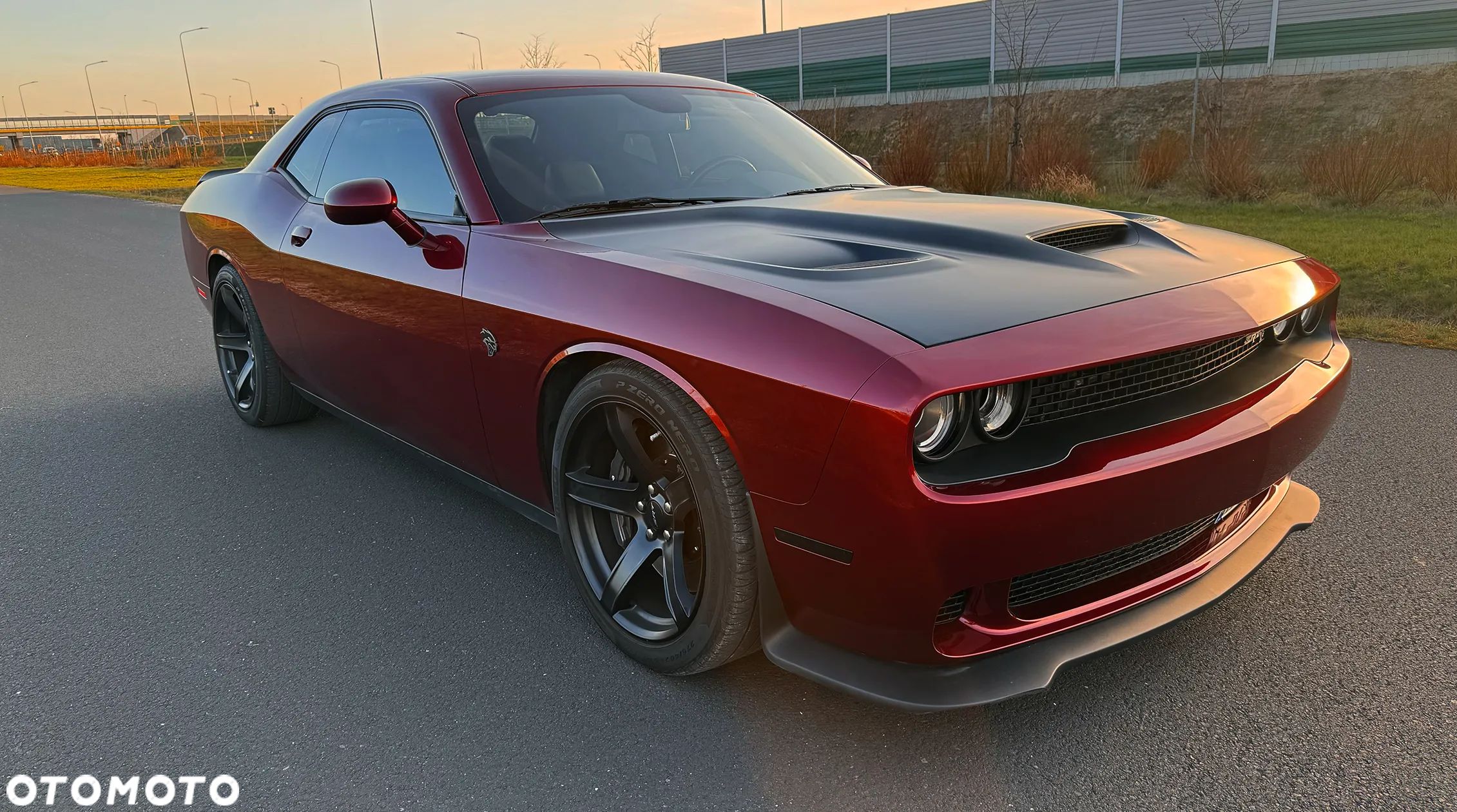 Dodge Challenger 6.2 Hellcat - 1