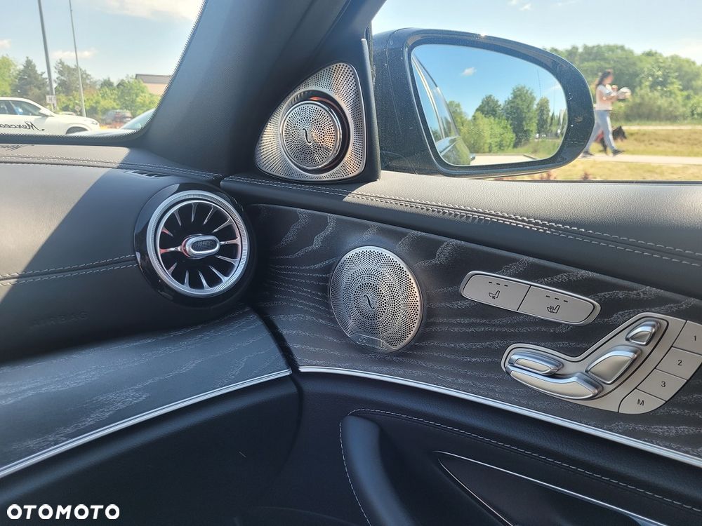 Mercedes-Benz Klasa E AMG 63 S 4Matic+ AMG Speedshift MCT-9G - 16