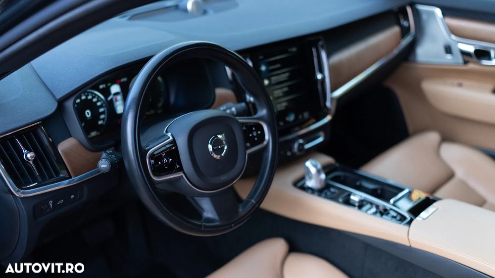 Volvo S90 T8 Twin Engine AWD Geartronic Inscription - 27