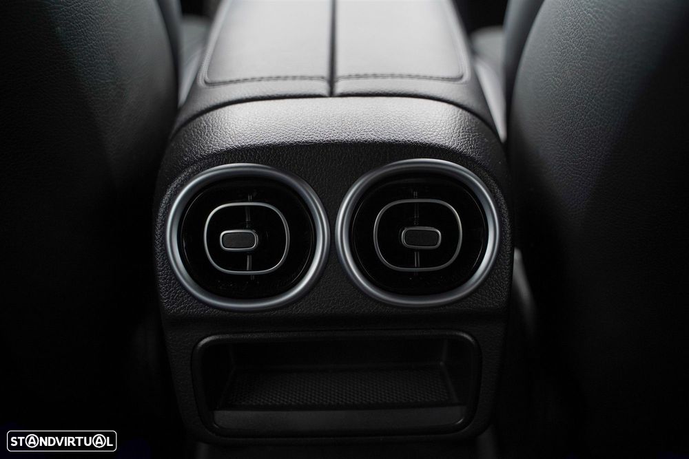 Mercedes-Benz C 300 d AMG Line - 14