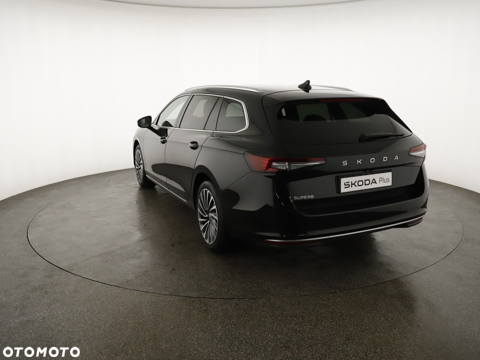 Skoda Superb 1.5 TSI L&K DSG - 31
