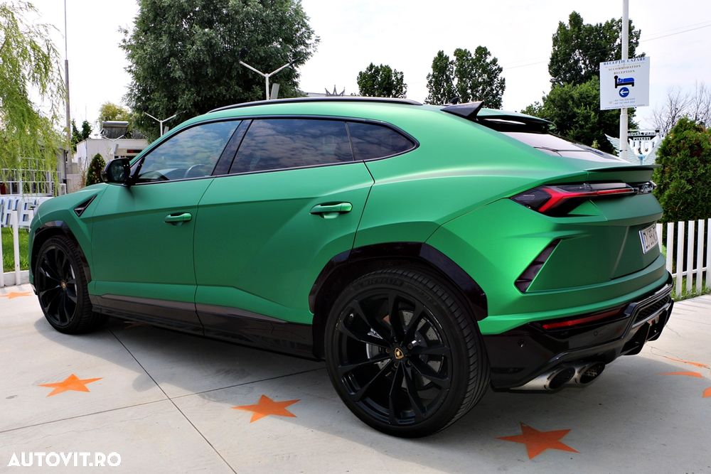 Lamborghini URUS - 2