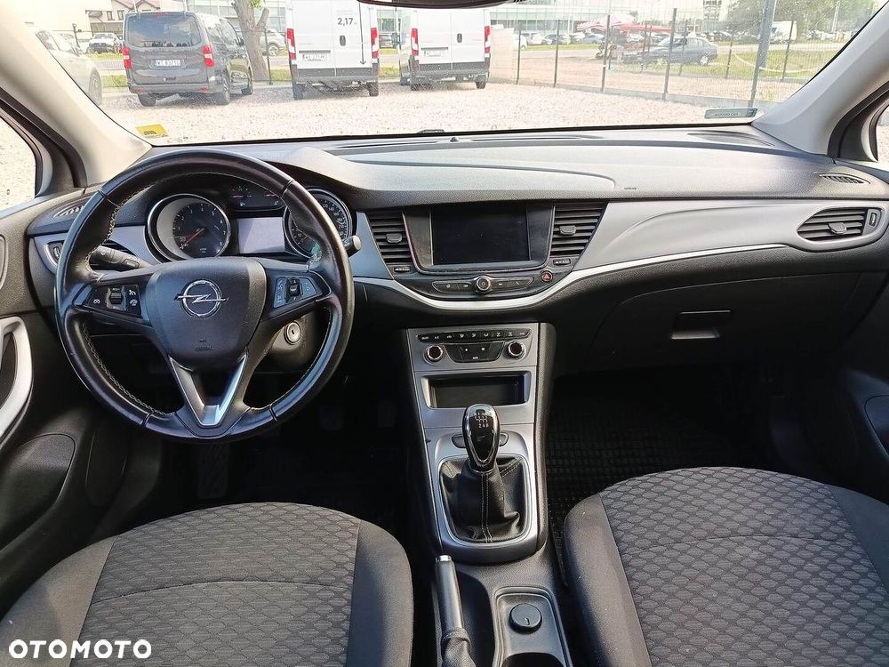 Opel Astra 1.2 T Elegance S&S - 12