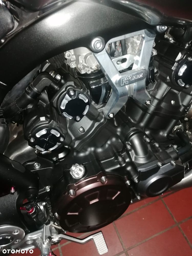 Yamaha V-MAX - 35