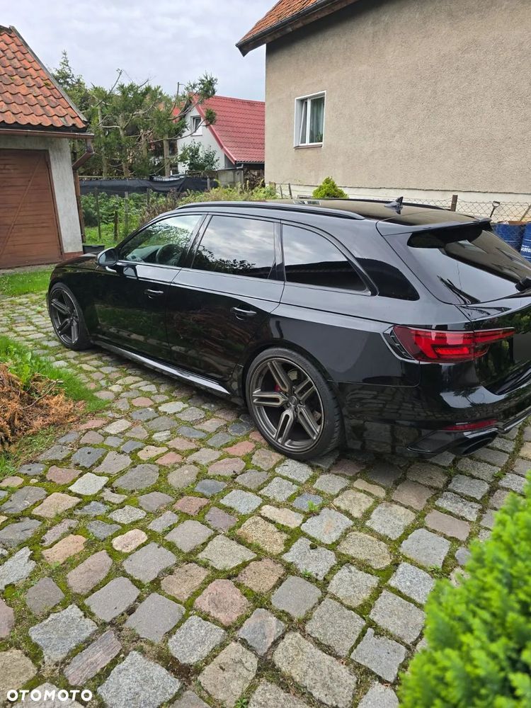 Audi RS4 Avant Quattro Tiptronic - 3
