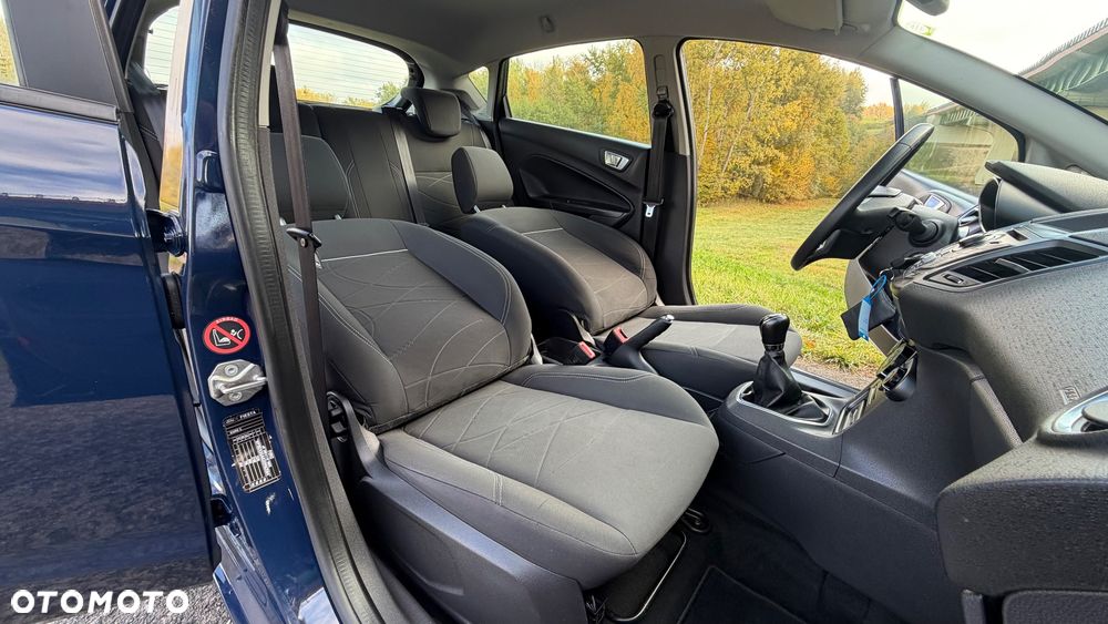Ford Fiesta - 16