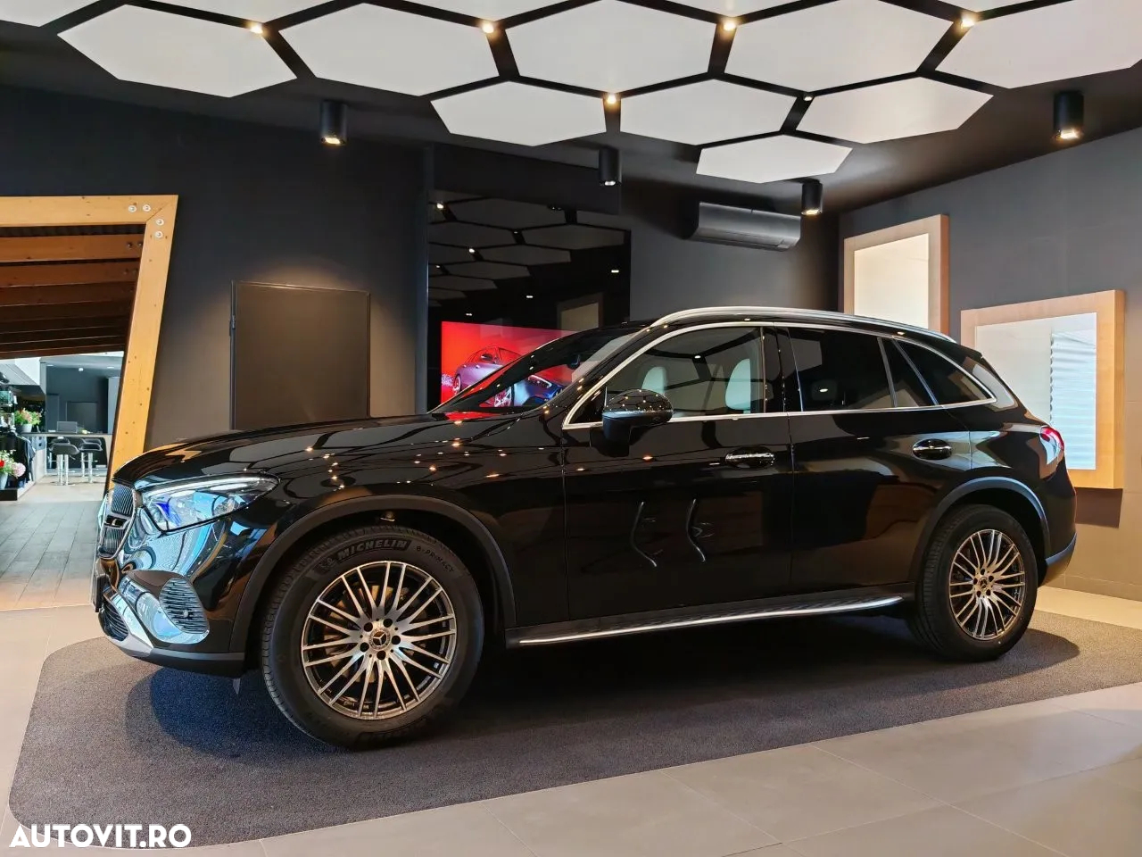 Mercedes-Benz GLC 200 4MATIC MHEV - 9