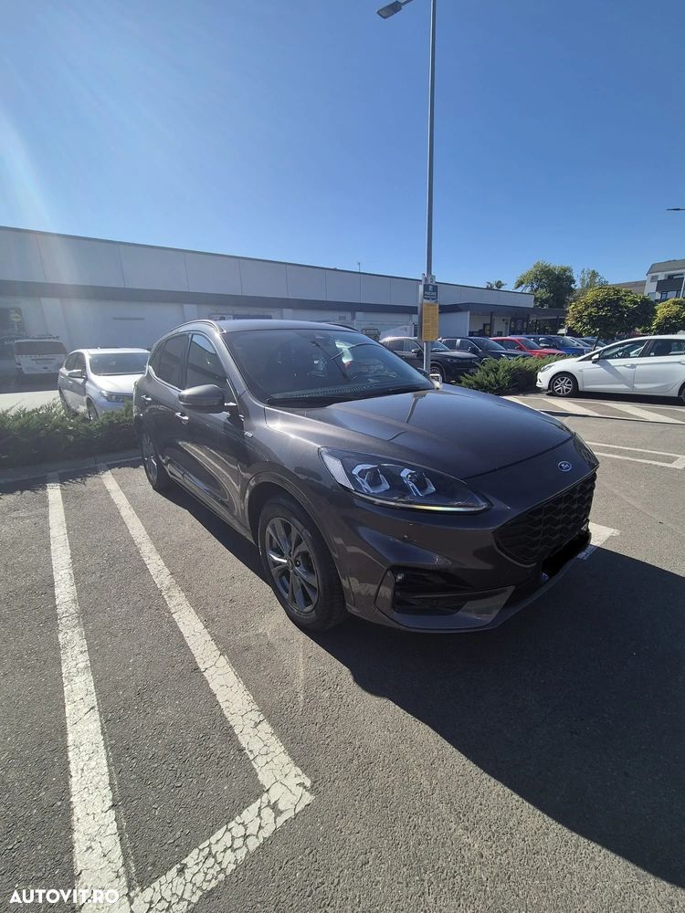 FORD Kuga 2020 — imagine 2