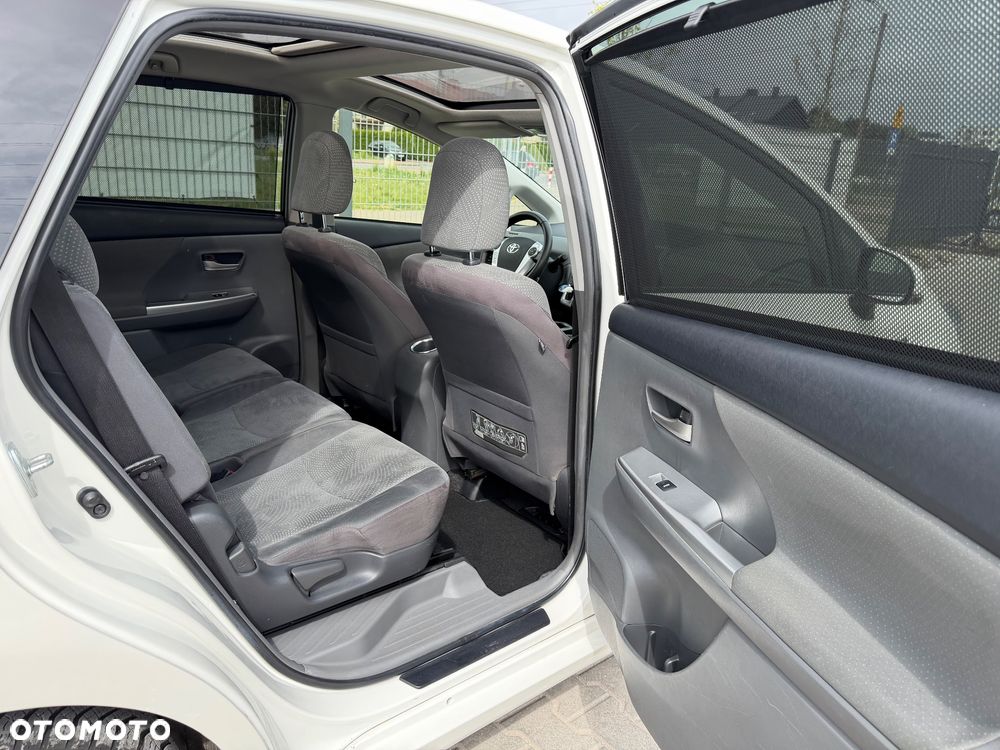 Toyota Prius+ (Hybrid) Comfort - 29