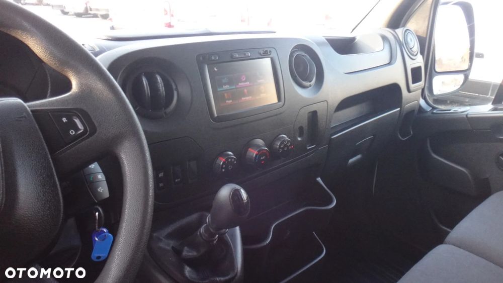 Renault Master - 11