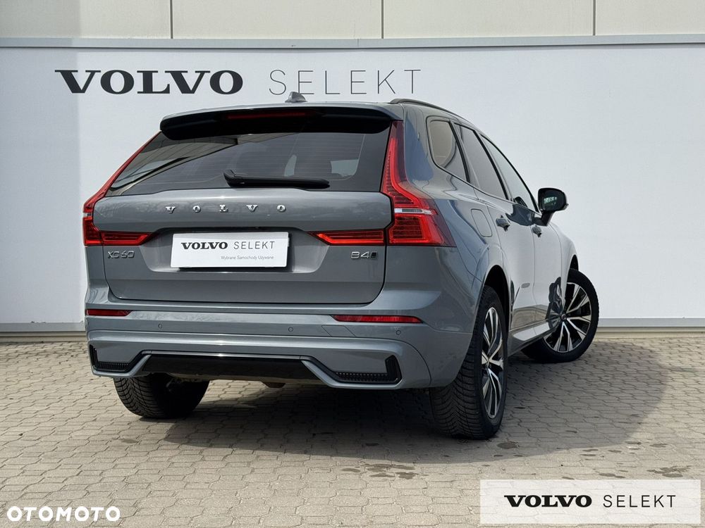 Volvo XC 60 B4 D AWD Plus Dark - 10