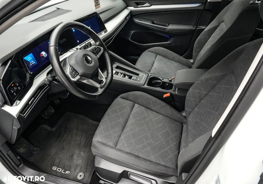 Volkswagen Golf 1.5 eTSI MHEV 150CP DSG Style - 12