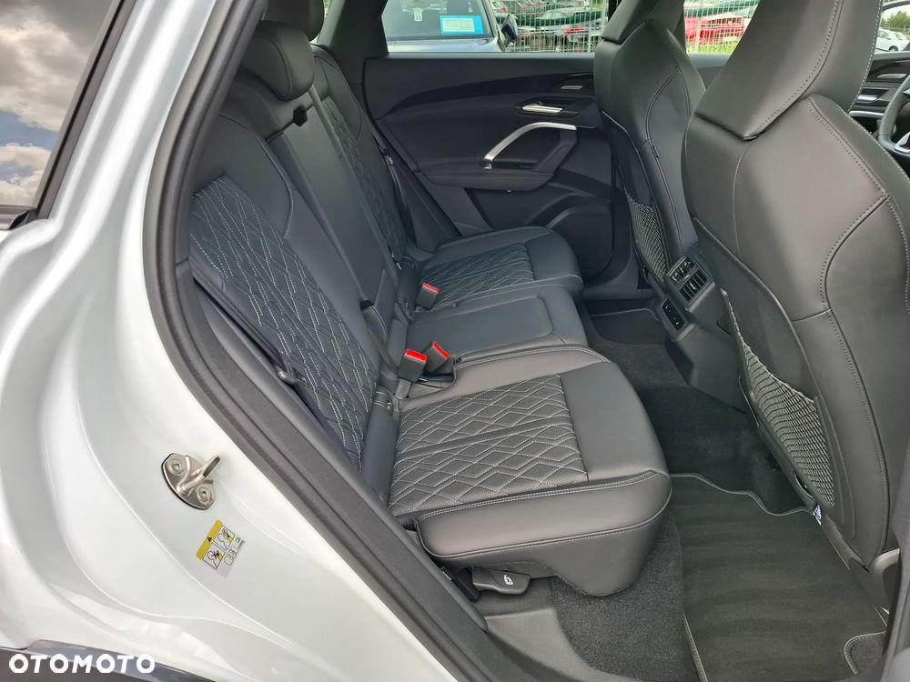 Audi Q5 Sportback e-Hybrid 270 kW Quattro S tronic - 13