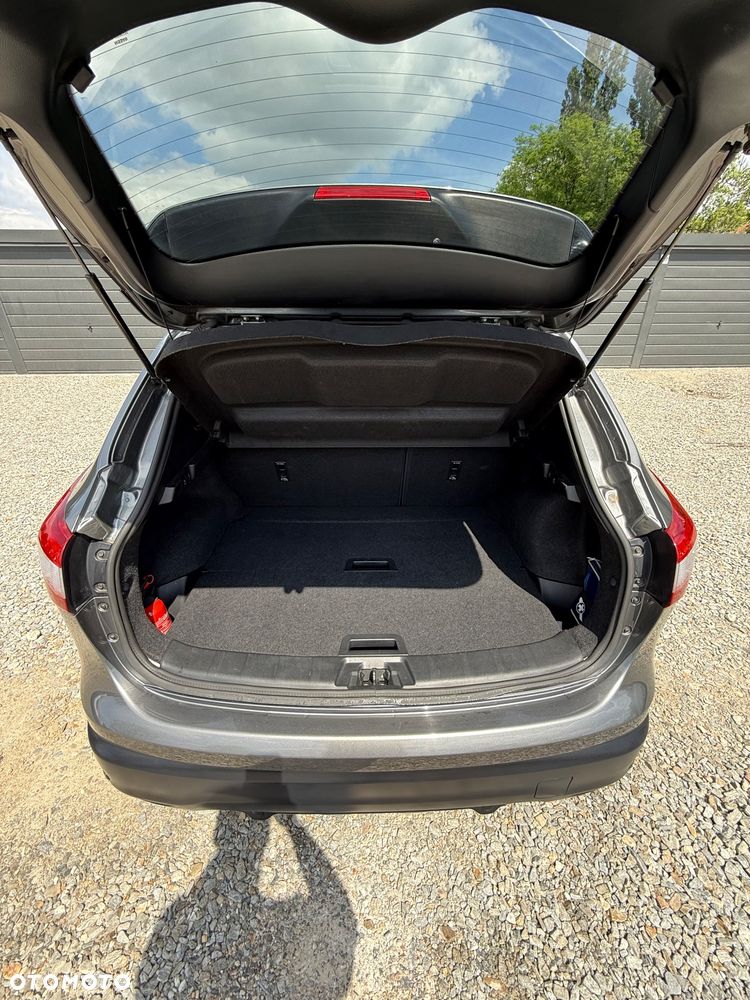 Nissan Qashqai 1.6 DCi Tekna+ - 17