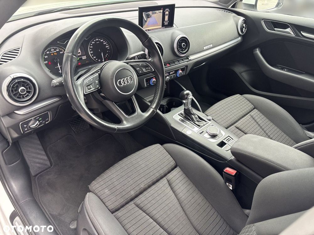 Audi A3 Sportback - 17
