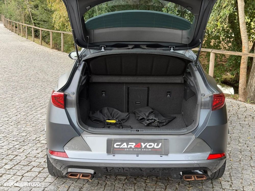 Cupra Formentor 1.4 e-Hybrid DSG - 11