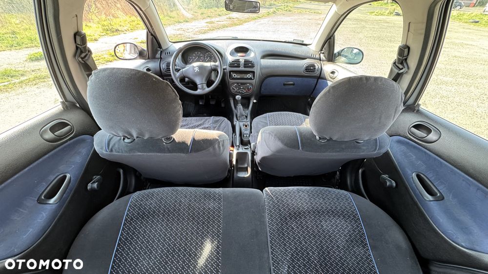 Peugeot 206 - 9