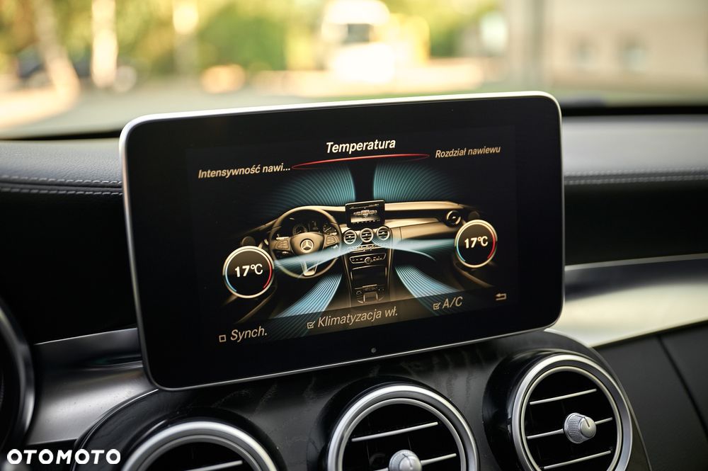 Mercedes-Benz Klasa C 220 d 9G-TRONIC - 40