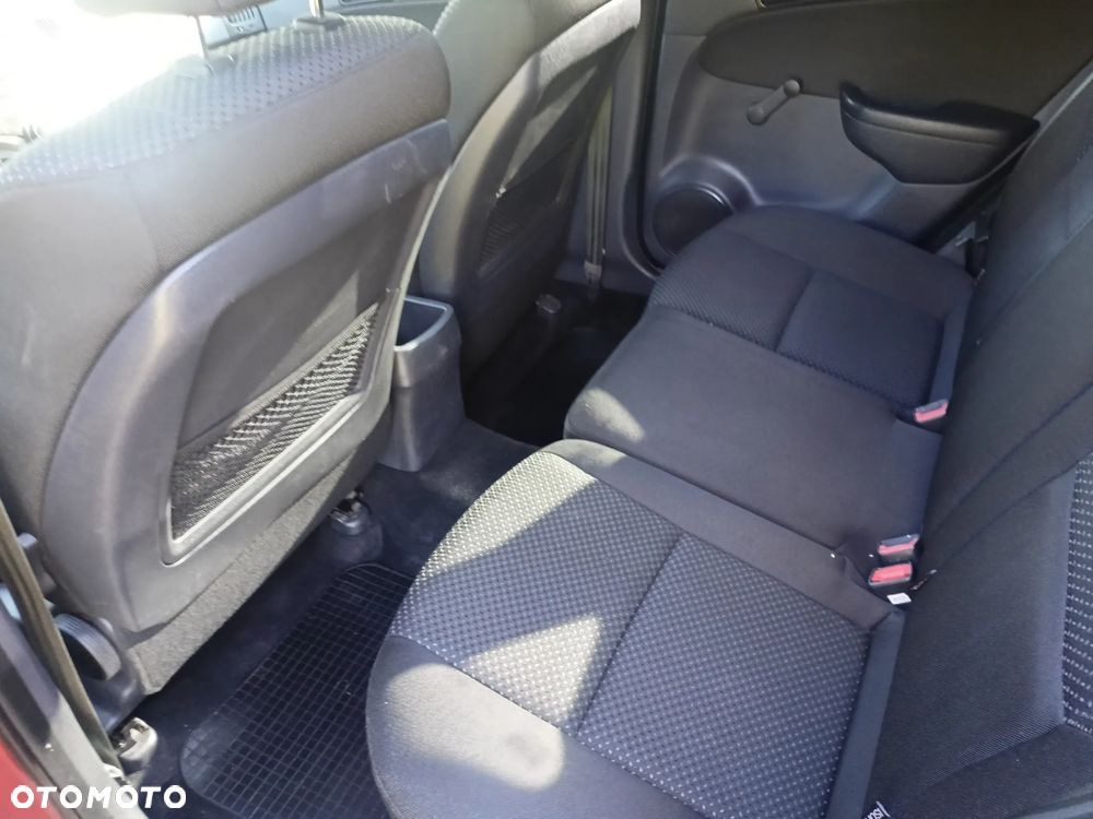 Hyundai i30 1.4 Classic + - 10