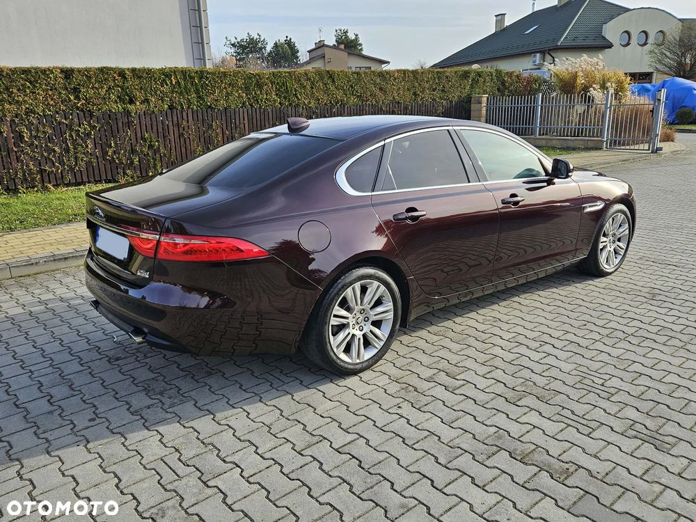 Jaguar XF 2.0 i4D AWD Prestige - 5