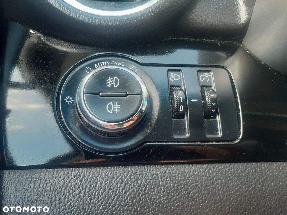 Chevrolet Orlando 2.0 D LTZ - 21