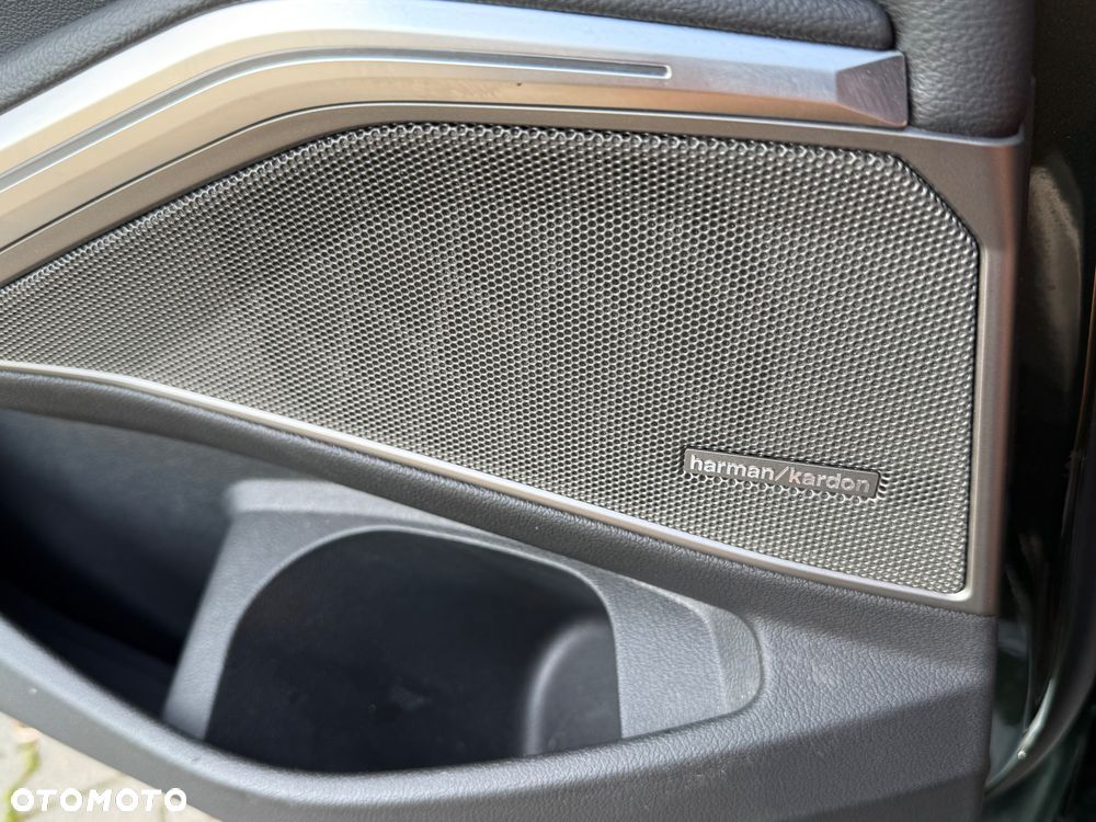 BMW Seria 3 330i xDrive M Sport sport - 34